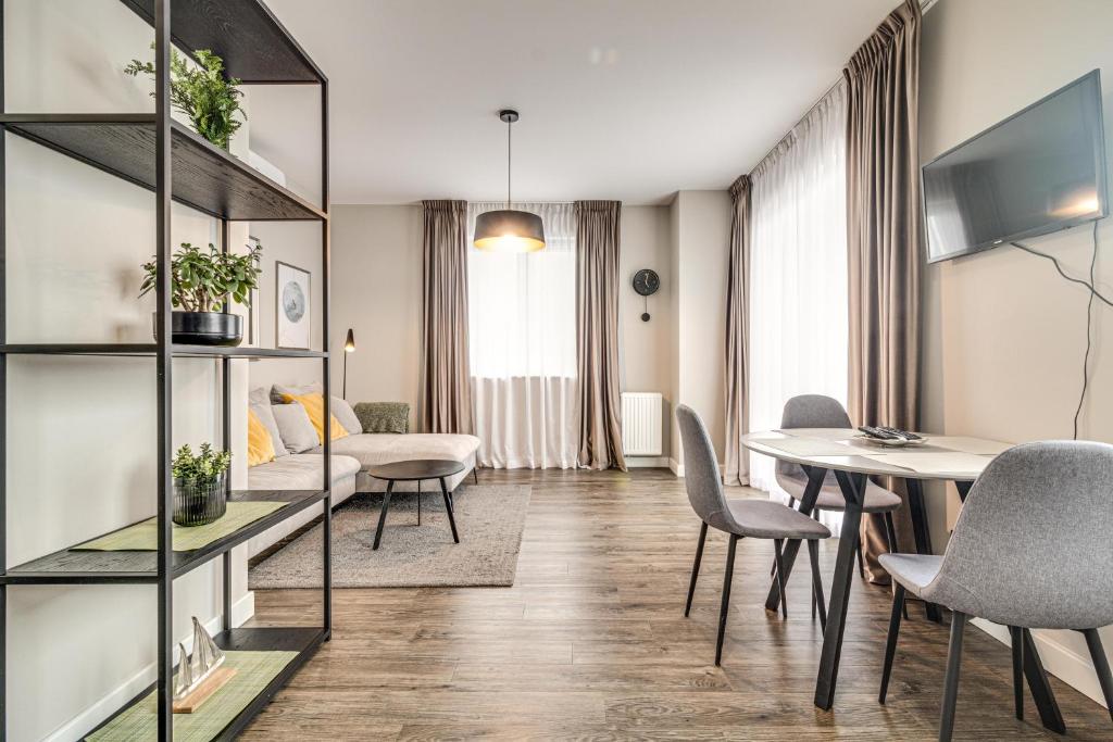 RentPlanet - Apartament Słonimskiego, Vratislav