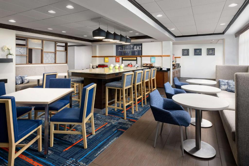 햄프턴 인 롱 아일랜드 아일랜디아 호텔 이미지 2