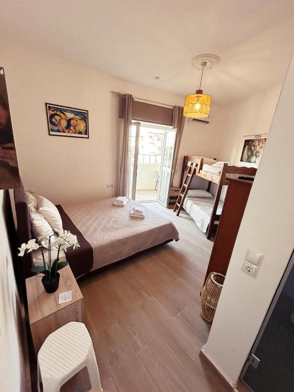 PEDRO NAVARINO VI Laganas, Laganas