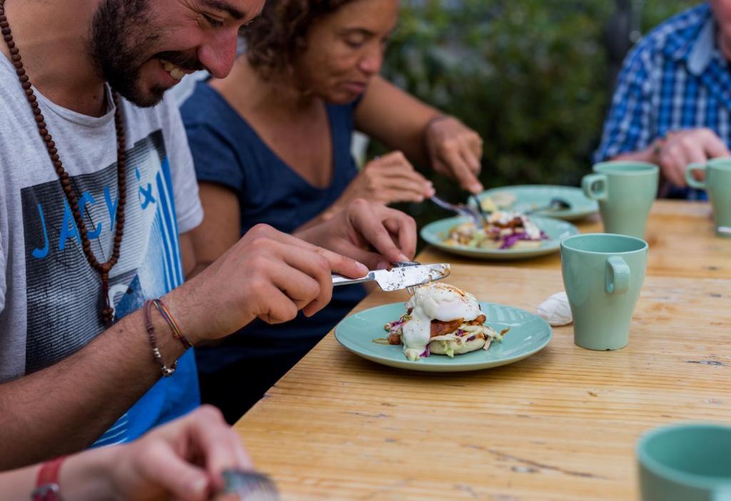 อาหารและเครื่องดื่ม