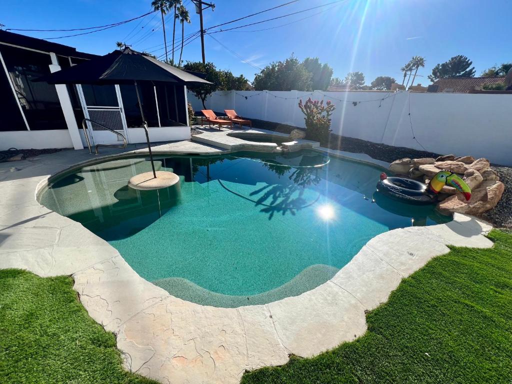 Cactus On Palm 4br W Private Pool, Scottsdale