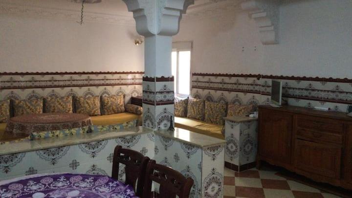 Agréable appartement à 10 minutes de la plage à pied, Martil