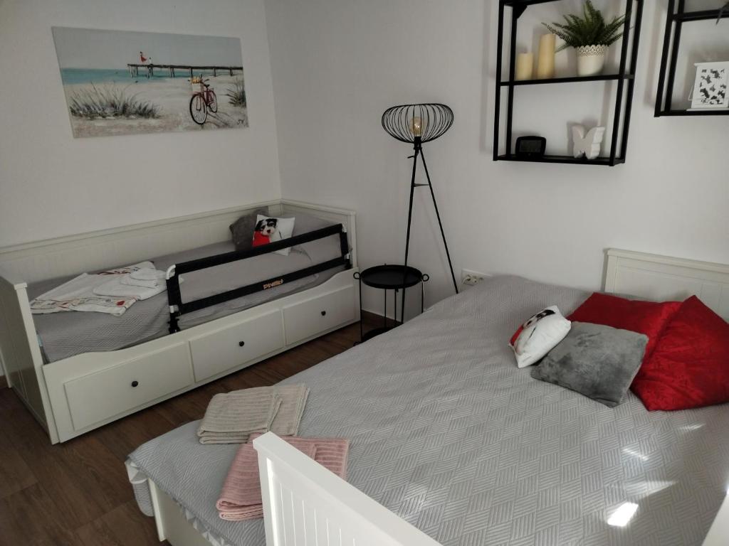 SUNSHINE Selce, Selce