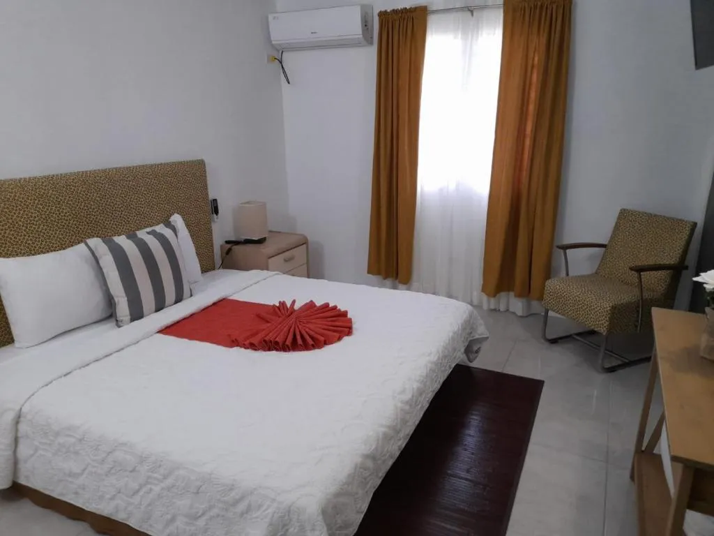 Cattleya Flor Hotel，位于奥拉涅斯塔德的酒店