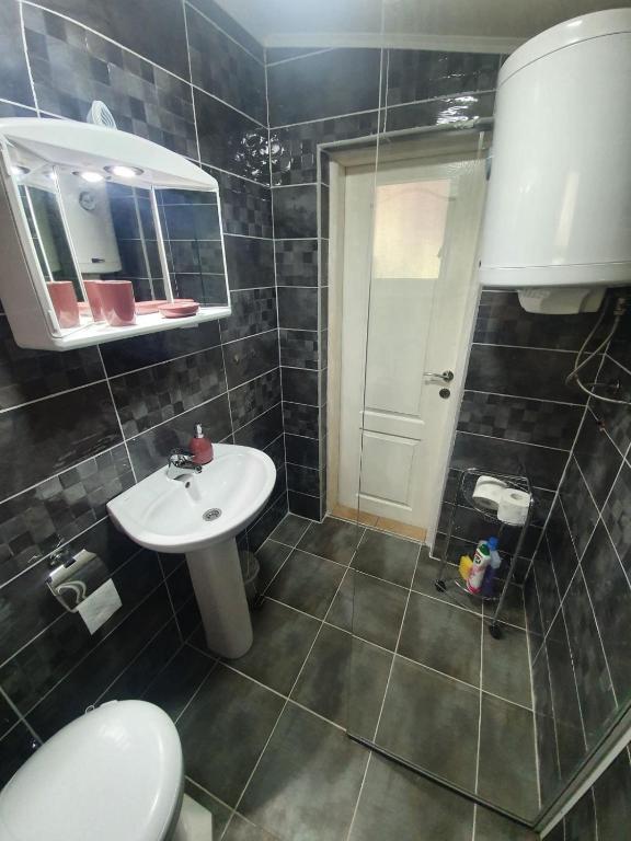 Apartment in Dobra Voda - 3