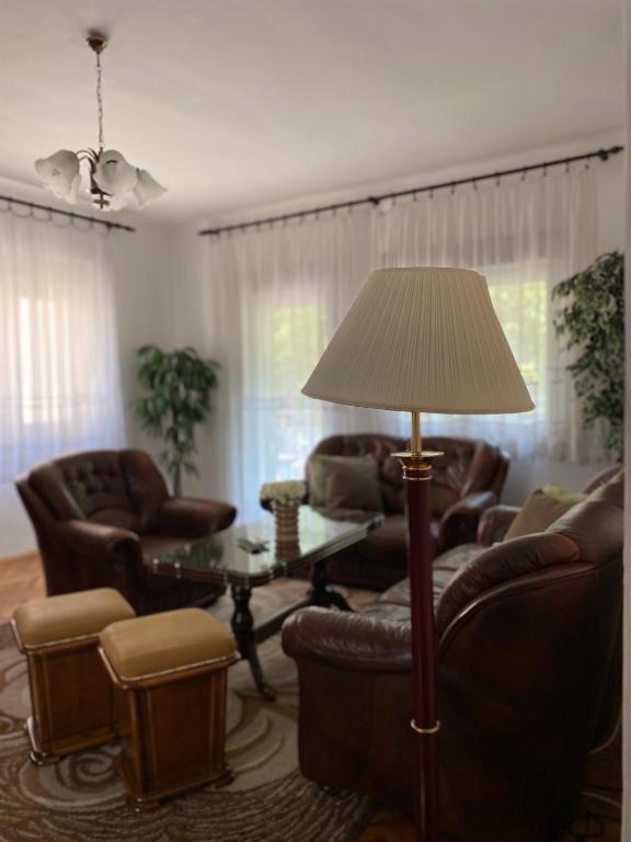 Vintage Apartment - 5