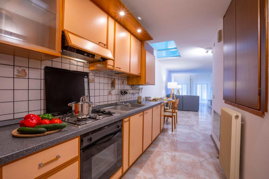 Cozy Apartment In The Heart Of Riva - Happy Rentals - 4
