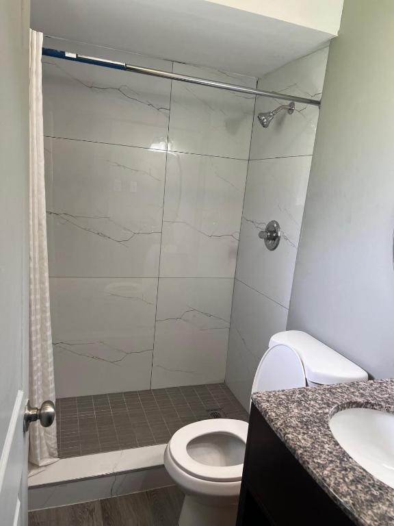 Red Carpet Inn, Garfield Heights