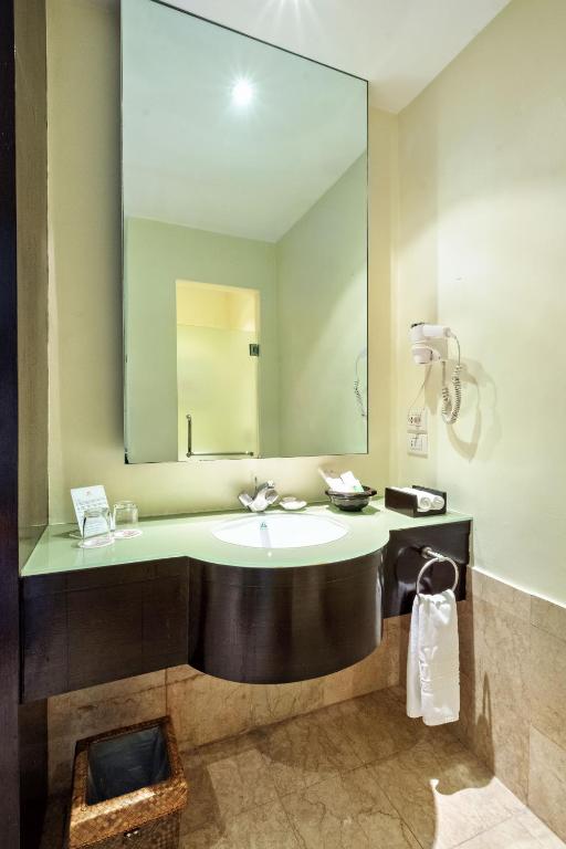 Cebu Waterfront Cebu City Hotel and Casino Additional