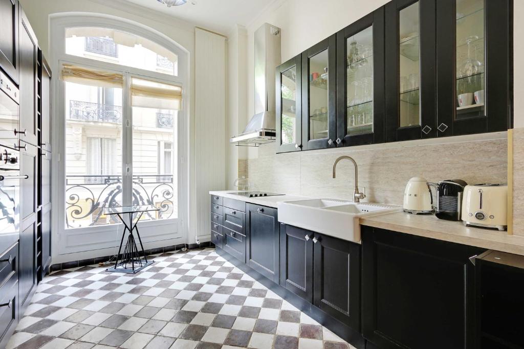 Sublime apartment - 2BR-4P - Arc de Triomphe - 2