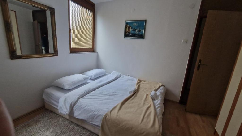 Room near University Campus in Sarajevo - Rooms Sarajevo - 2