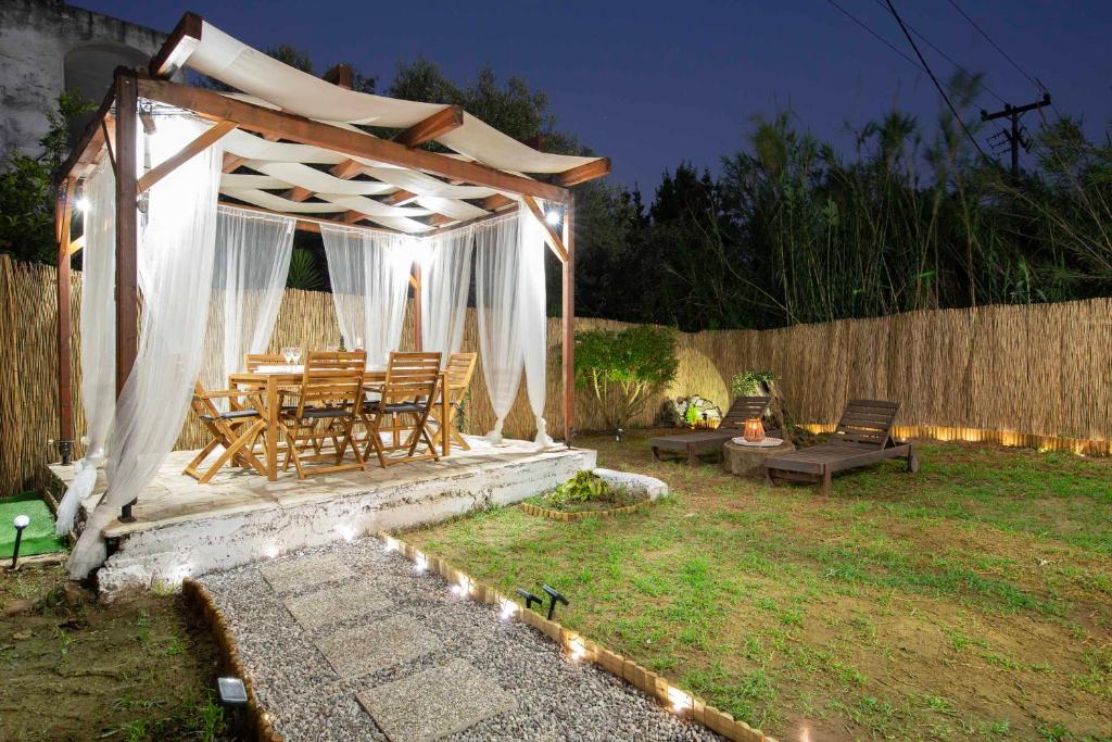 Maximos House, Korfu