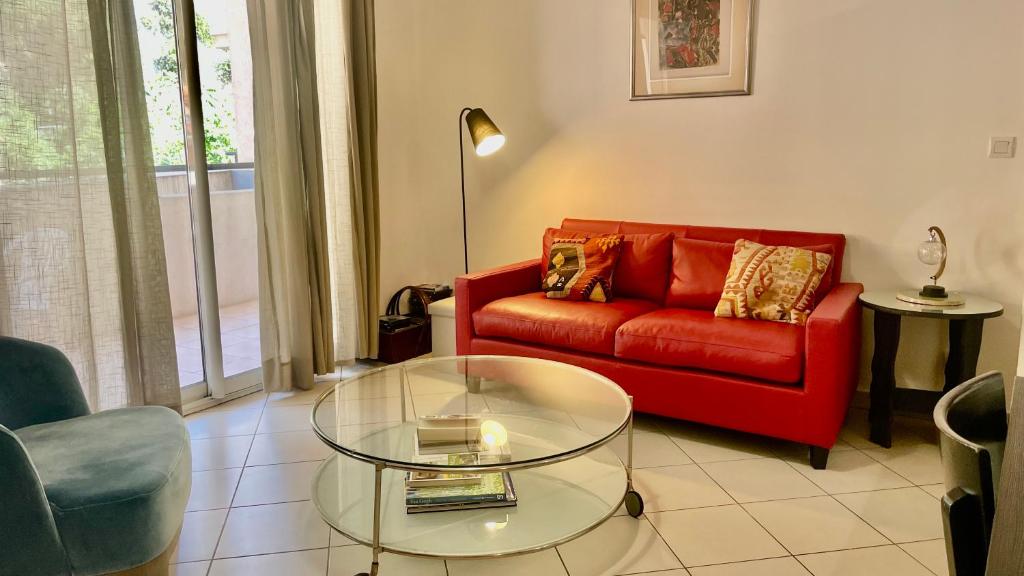 1 bedroom apartment Near Monaco Train Station - 4