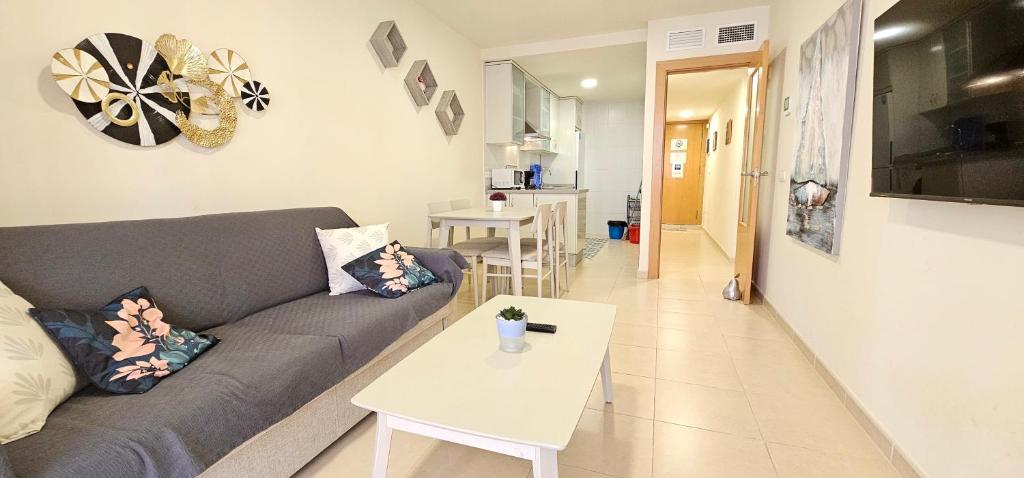 Apartamentos Paraiso de Vera Playa, Ed Tahiti bajo H, a pie de la playa, vistas piscina - 4