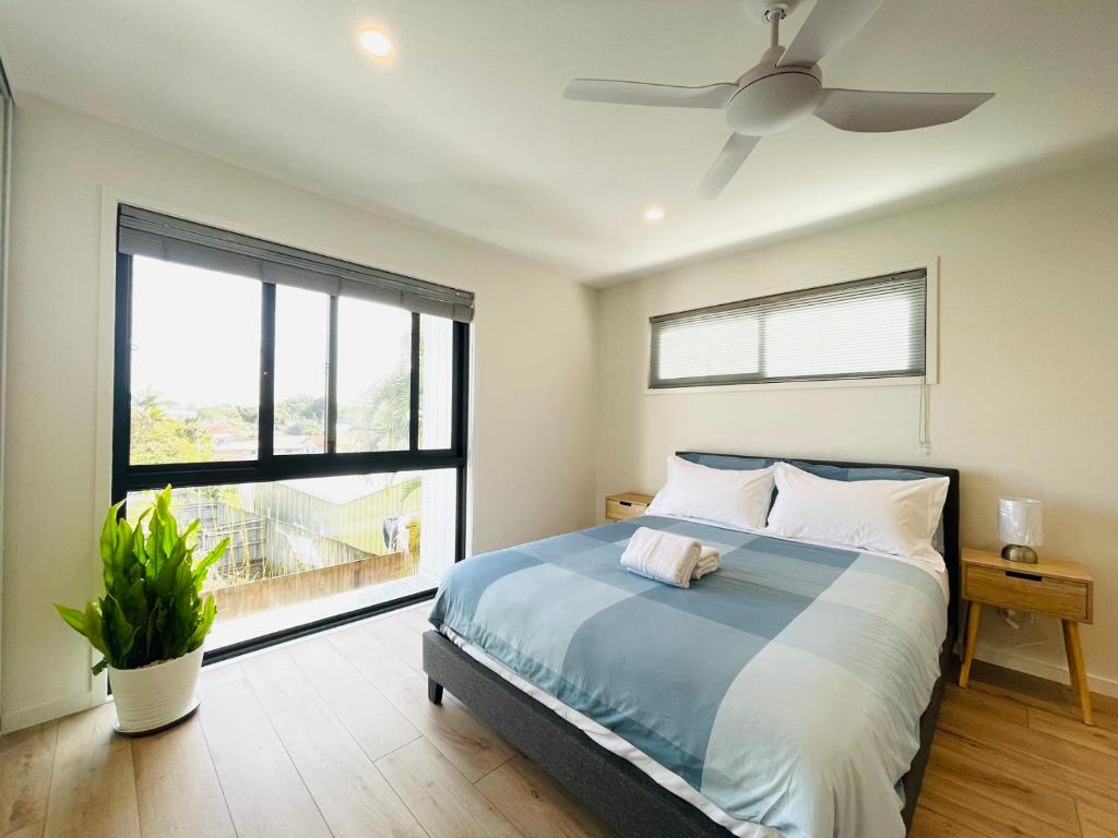 262ATroughton, Brisbane