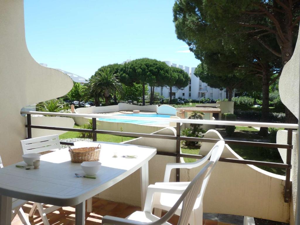 Studio Cabine avec Piscine, Loggia et Parking à 150m de la Plage, La Grande-Motte - FR-1-328-123 - 2