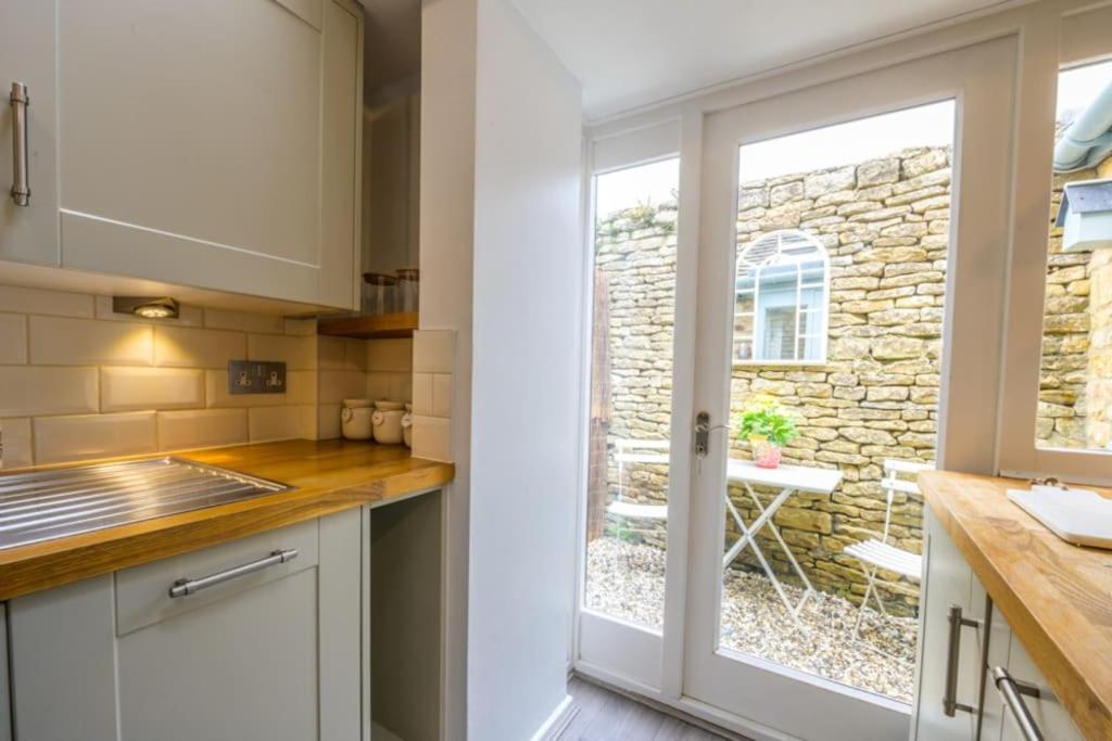 Bourton-on-the-Water Lovely 2Bed Cotswold Cottage photo 6