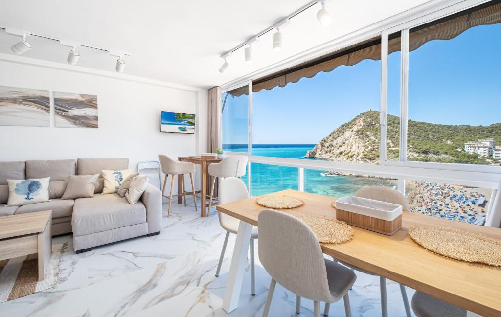 Atalaya Beach Apartments Sea View - 1
