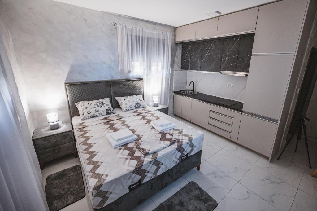 Apartment Lena - 4