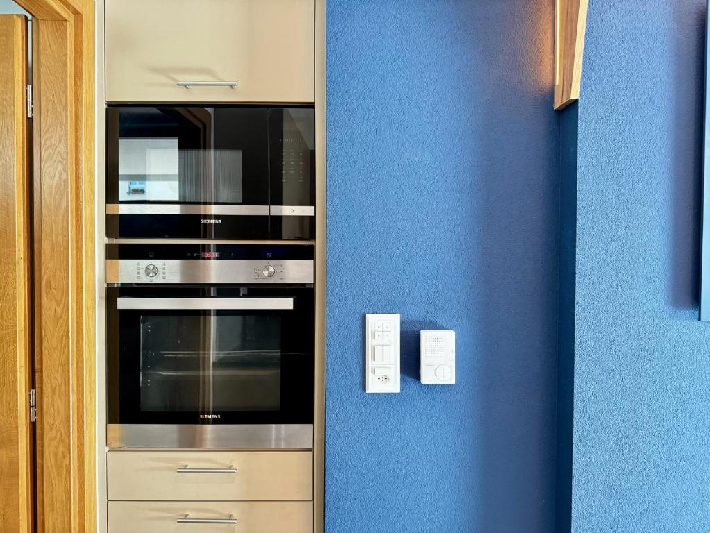 Close to Lake & Chillon Castle, New & Comfortable - 3