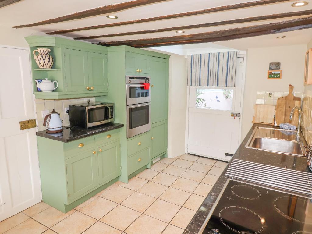 Old Cross Cottage, Chideock photo 6