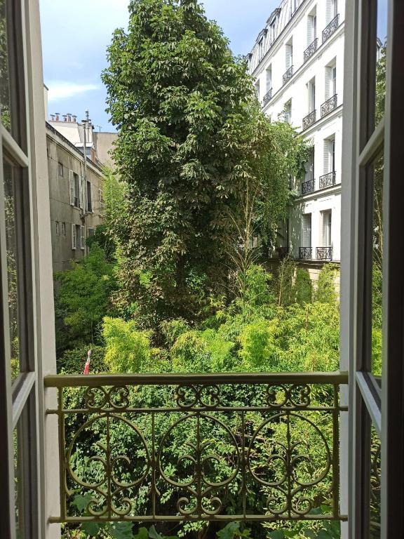 Chambres d'hôtes calmes sur jardin Paris Batignolles - 3