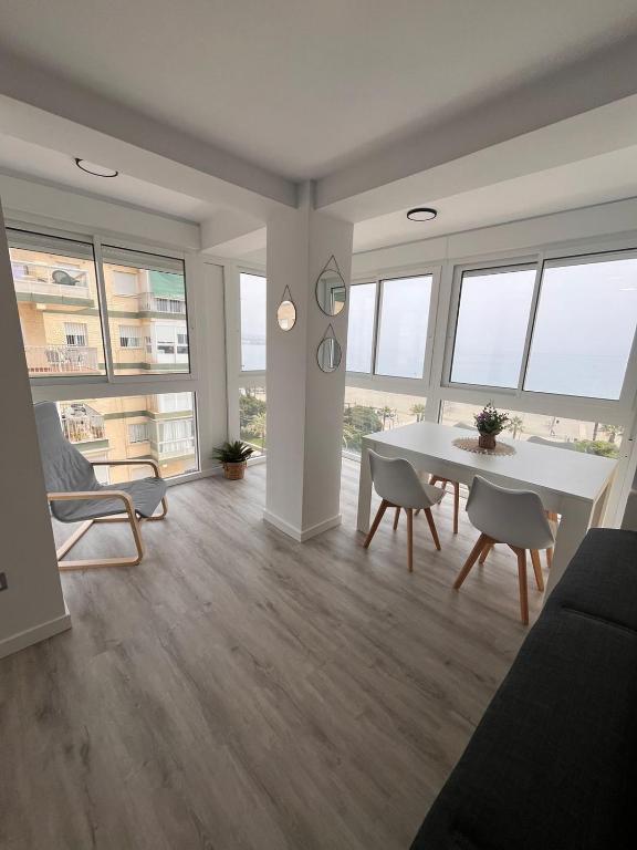 SAN GERARDO VISTAS AL MAR- HOME RENt MALAGA - 5