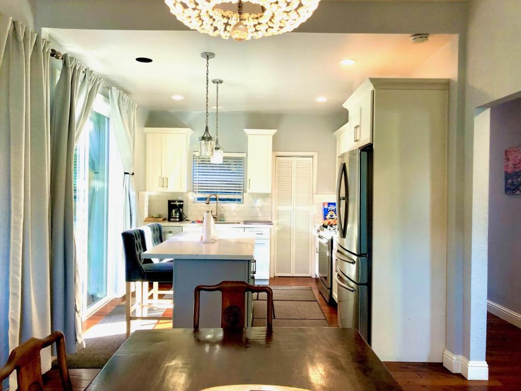 Oasis Point, Richmond