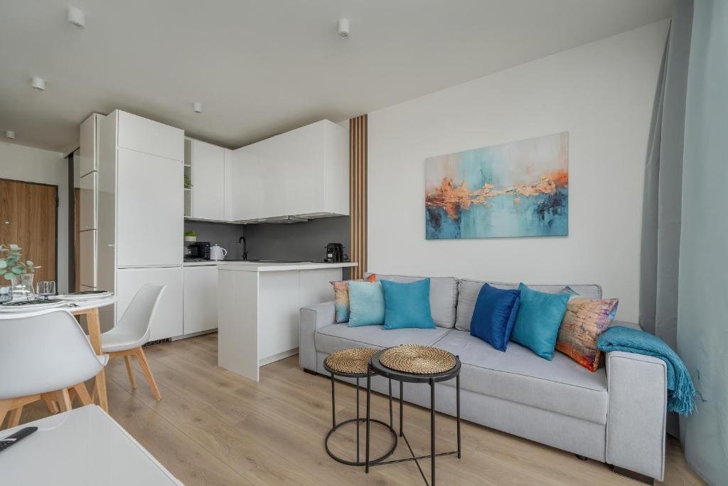 Modern & Cozy Przedmiejska Apartment in Wroclaw by Noclegi Renters, Vratislav