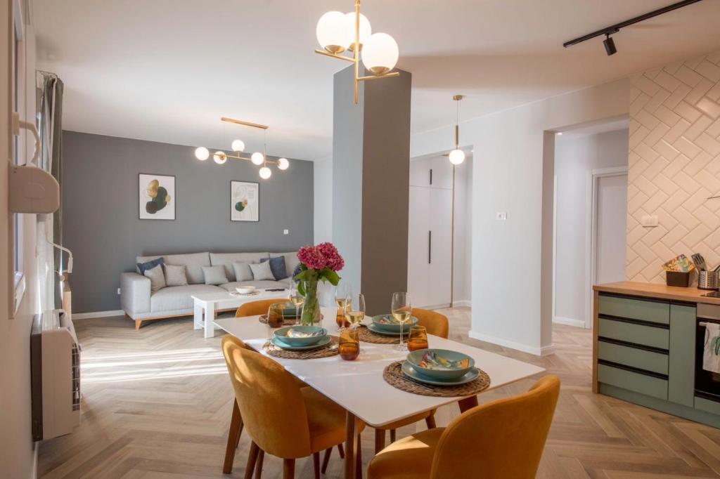 Apartment Jules Verne, Risan