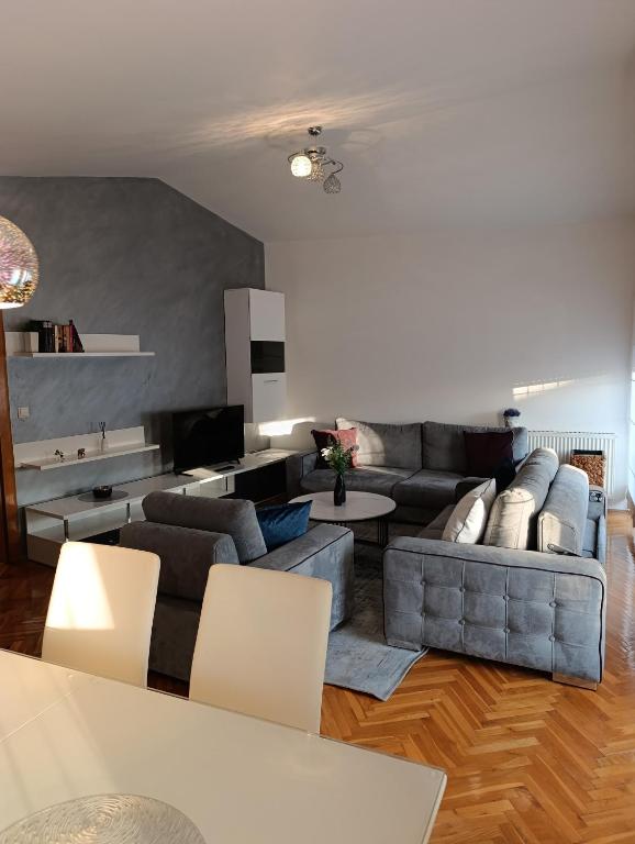 Dream View Apartments - 4