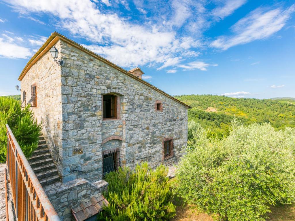 Holiday Home Cerretino group house 14 sleeps by Interhome - 1