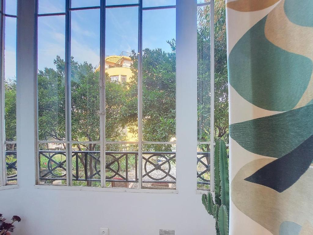 Nestor&Jeeves - BEL AIR - City Center - Modern - 4