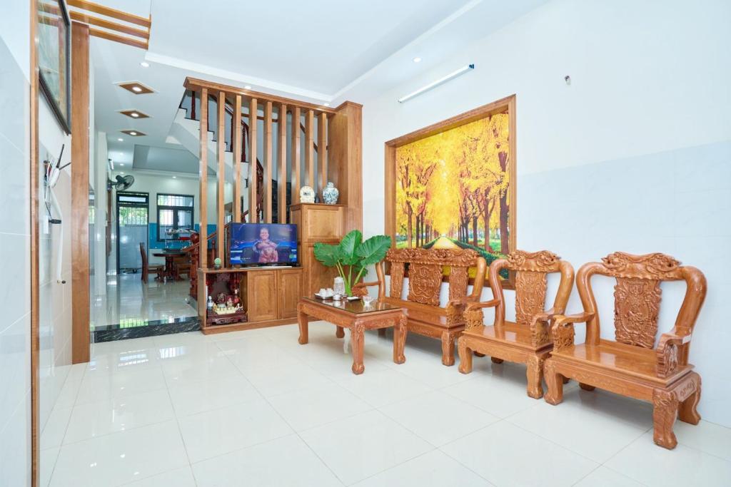 HOMESTAY Ho Quy Ly Gan Cot Co Bai Sau