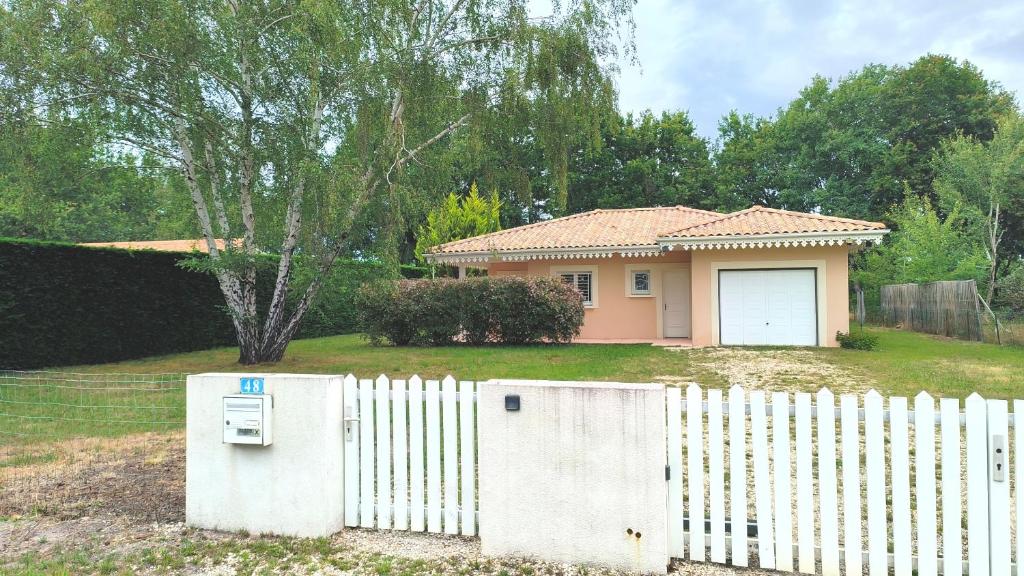 La Villa des Pins - 1