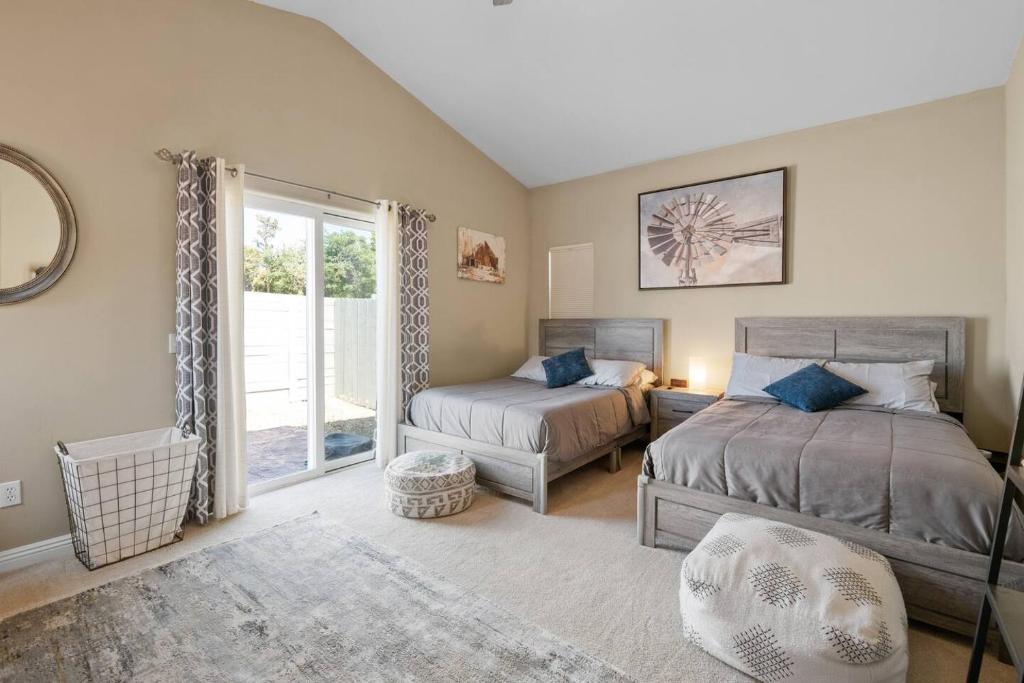 Maple Ridge by Rather Be Properties, Sugarloaf