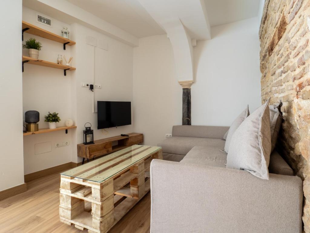BHost - Las Cañas - 2