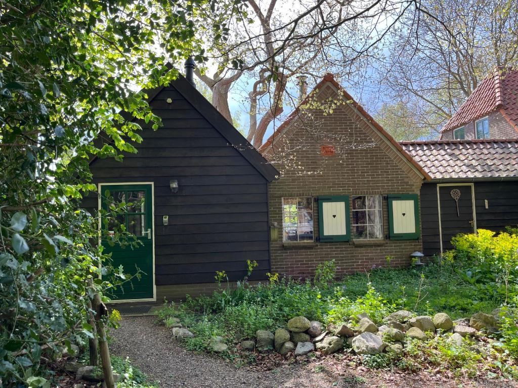 Doevelsteeg Ommen, Arriën