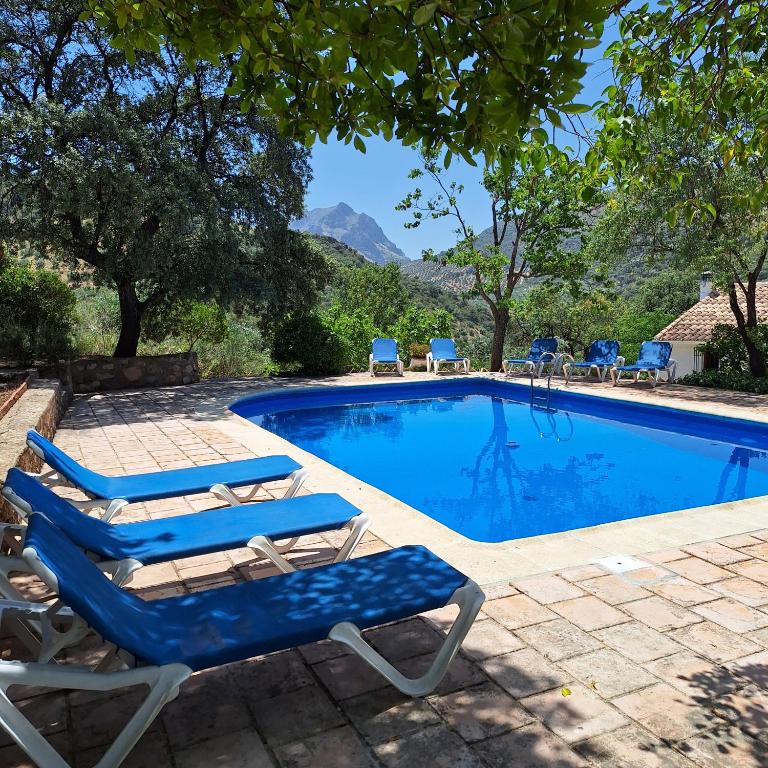Cerro de la Cruz, increíbles vistas en el centro de Andalucía, Priego de Córdoba