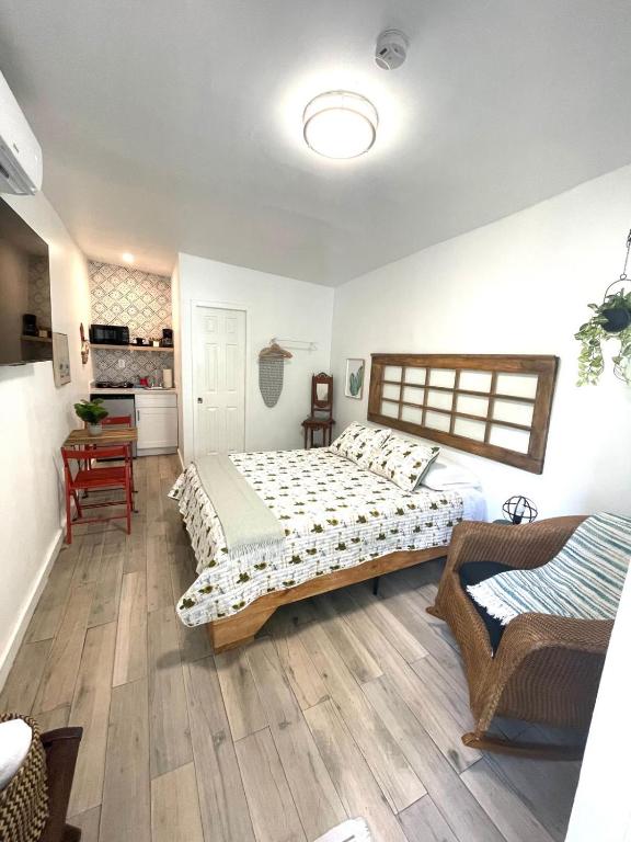 Studio close to Everything, Miami