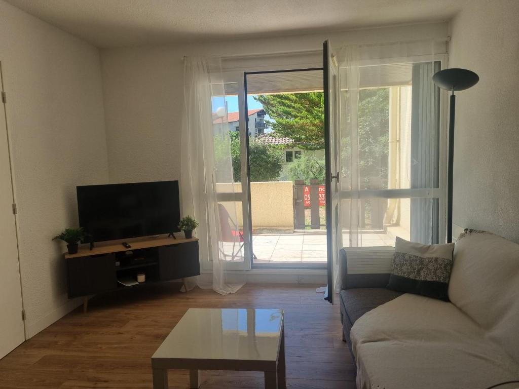 Appartement rénové à Seignosse : Plage et commerces à pied, terrasse et wifi inclus - 3