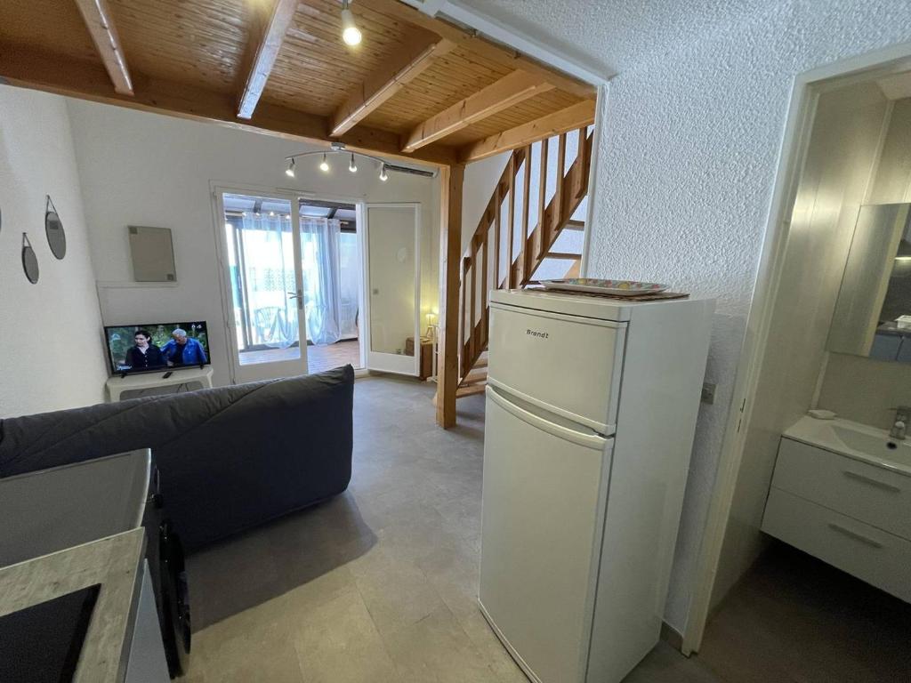 Pavillon climatisé avec mezzanine, 4 couchages, proche plage et commerces, parking privé, St-Cyprien - FR-1-106-105 - 4