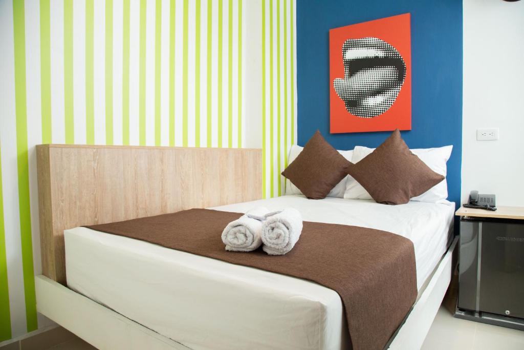 Bajo la Luna Hotel - 2