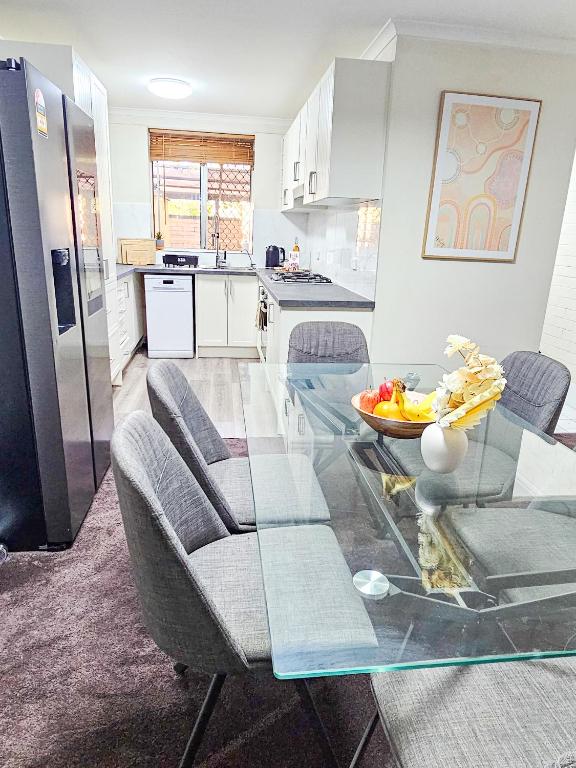 Queen of the Desert Villa Two Bedroom House