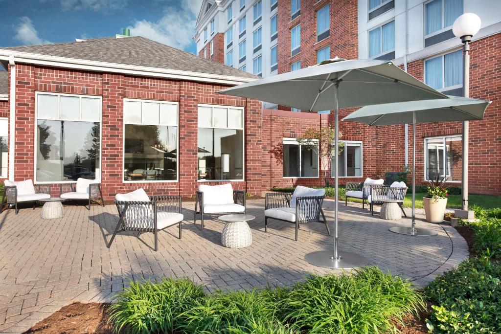 ヒルトン ガーデン イン ホフマン エステーツ (Hilton Garden Inn Hoffman Estates) 館内設備