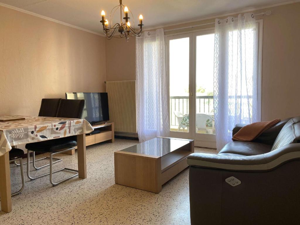 Charmant T3, Proche Thermes, Parking Privé, Wifi, 2 Chambres, 2* - FR-1-553-196 - 2