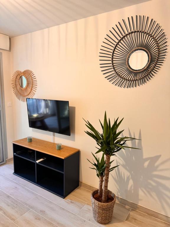 Les Appartements De Lina -Studio Maya 5 - Self Check-In - - 5