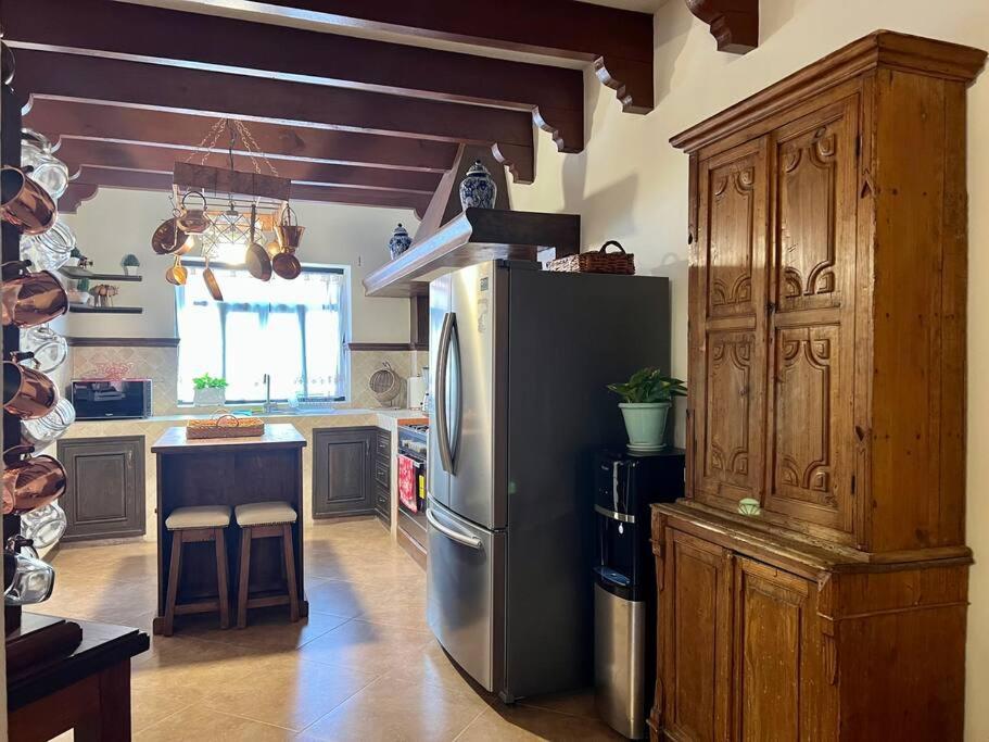 Spacious Centro Gem, Garage Jacuzzi, Near Rosewood - 2