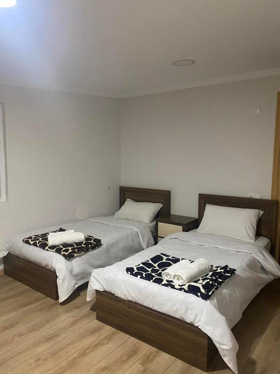 Tebdi Qor, Warm Home, Mestia