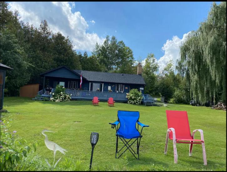 Sunrise net cottage, Kawartha Lakes